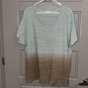 Women’s size M, ombré T-shirt